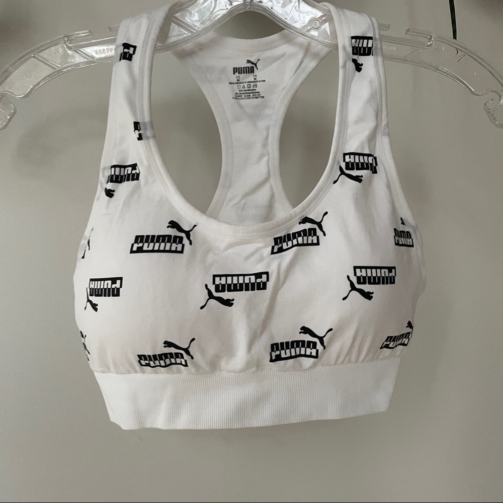 New Puma white sports bra size Medium
